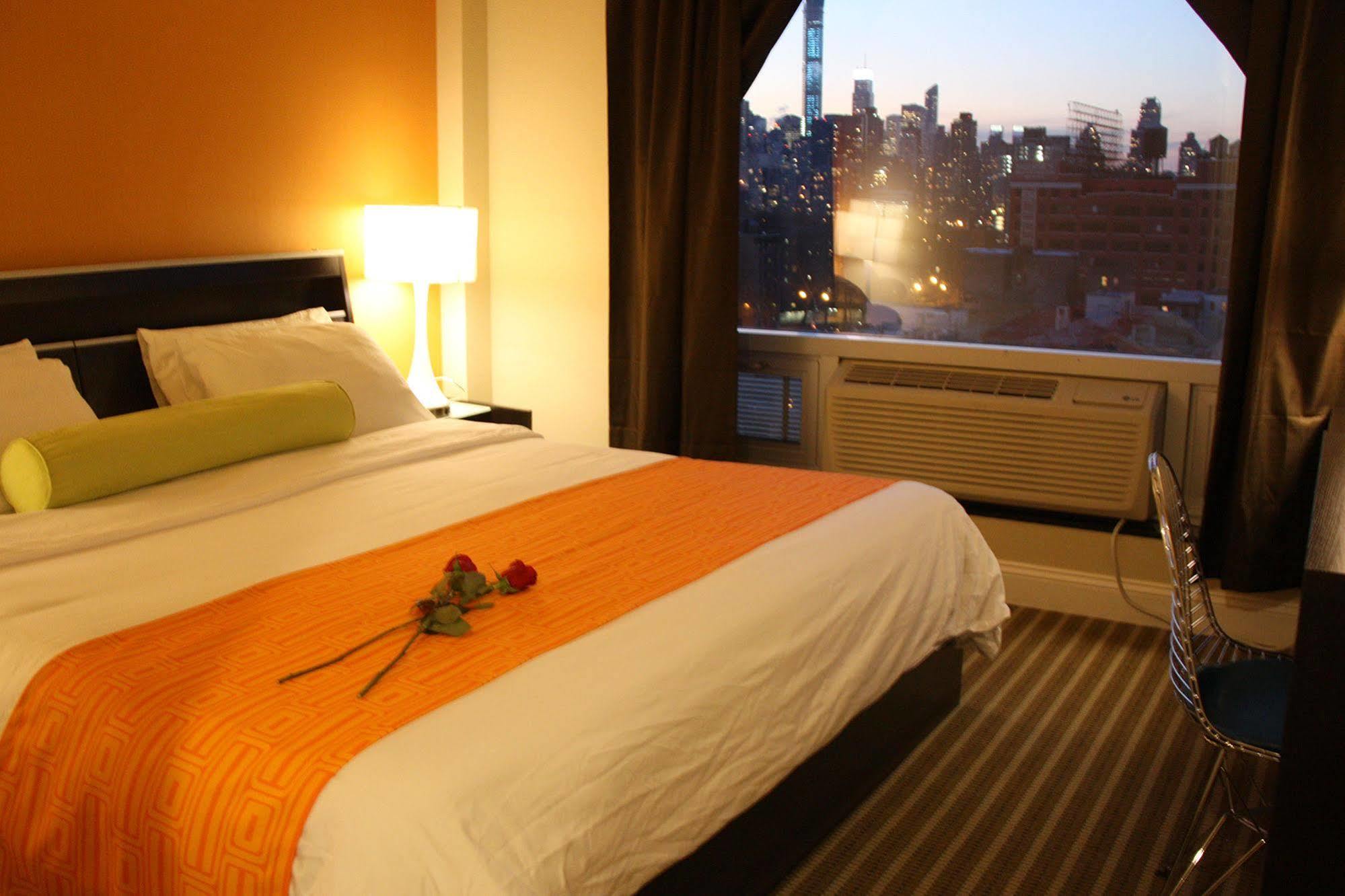 Howard Johnson By Wyndham Long Island City Nueva York Exterior foto